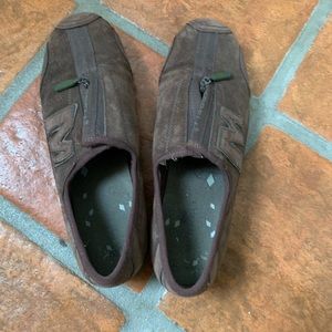 merrell slip on athletic shoes